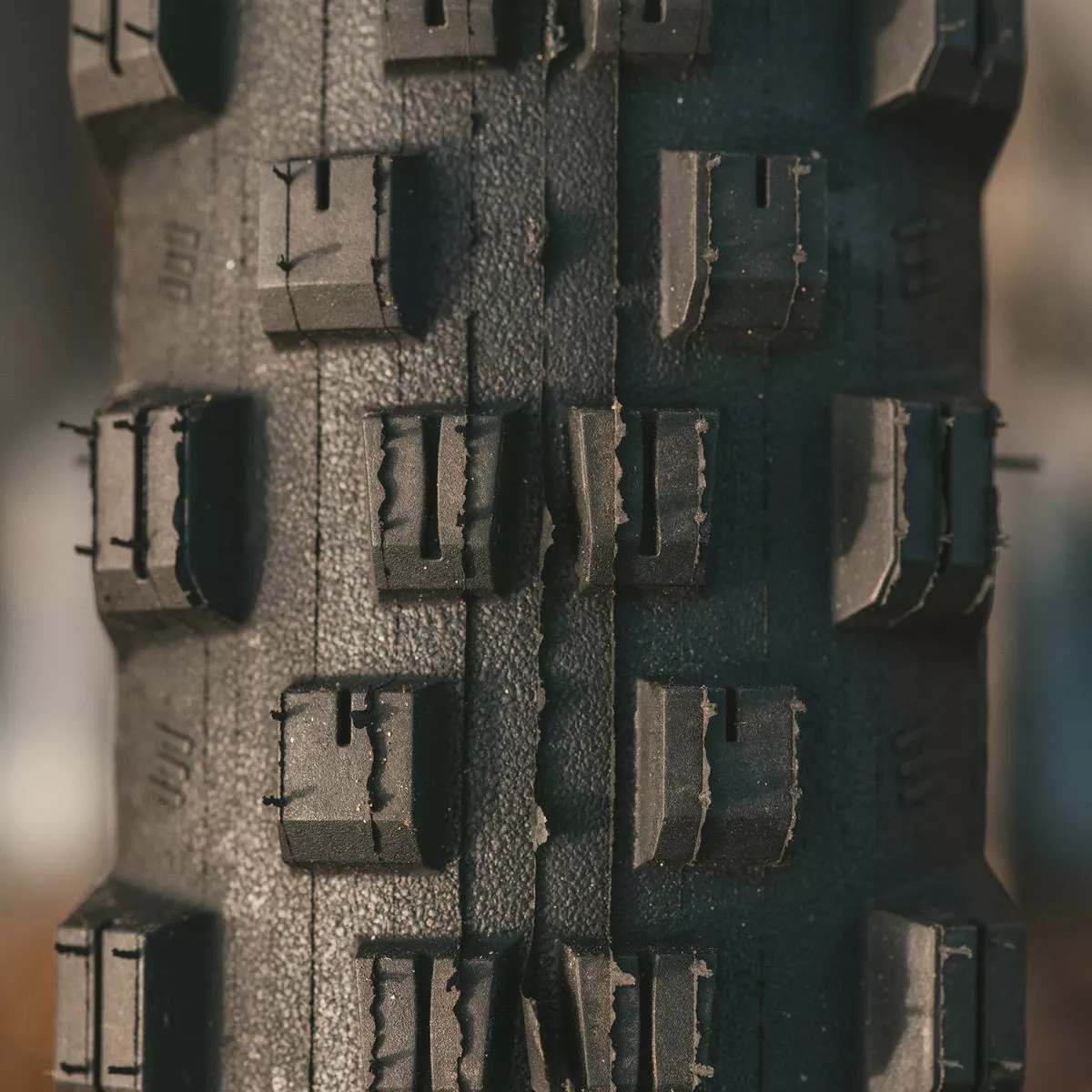 Goodyear Newton MTF Downhill Tubeless Complete Tyre - Image 7