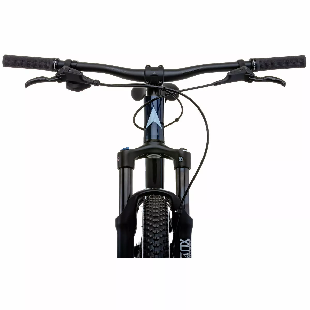 Vitus Nucleus 26 Youth Hardtail Bike - Image 5